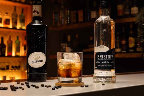 Black Russian Cocktail Recipe by DrinksWorld