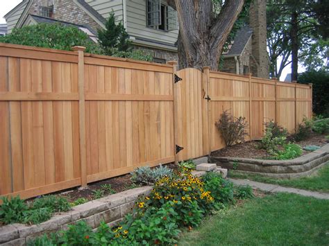 Tall Privacy Fence Ideas For Back Yard These Decorative Garden Fence