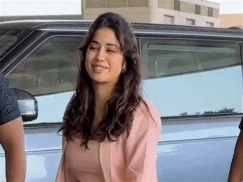 Jhanvi Kapoor spotted with rumored boyfriend Shikhar Pahadia