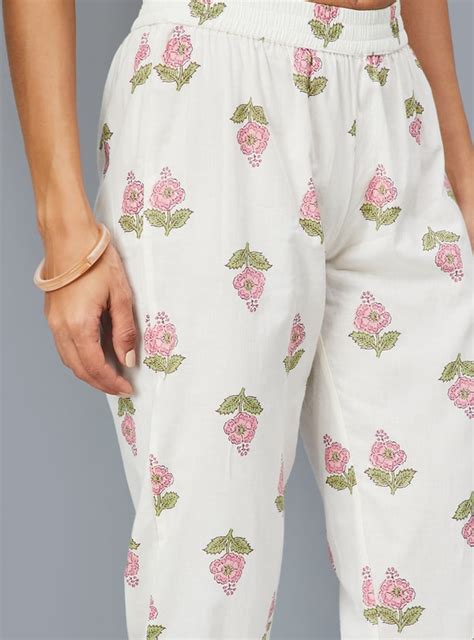 Buy Women Floral Printed A-line Kurta Set Online at just Rs. 1499.0 ...