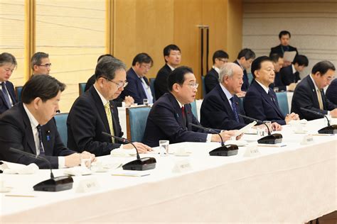 政治 的图像结果