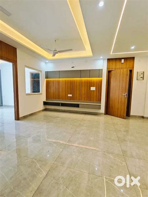 4 bhk flat for sale near Indrash hospital om coty - For Sale: Houses ...