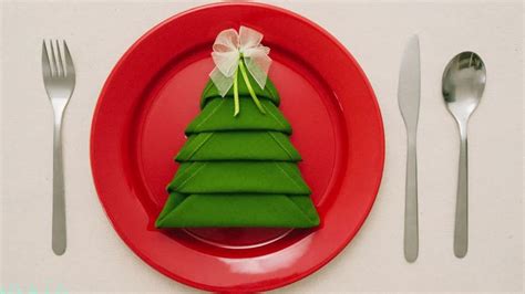 Christmas Tree Napkin Tutorial 的图像结果