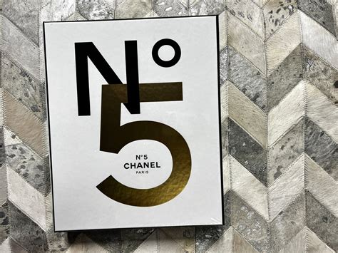 Chanel No. 5: Story of a Perfume Coffee Table Book – Banana Manor Rug ...