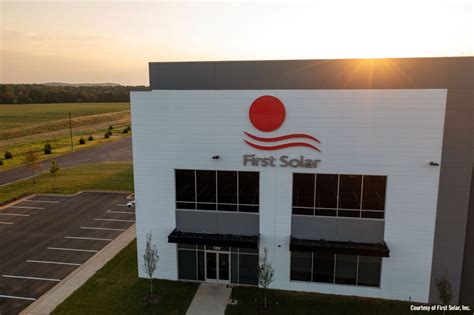 $1.1B Solar Manufacturing Facility Opens in Alabama | The Well News ...