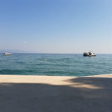 Nikad sretnija i nikad siromašnija: Je li stanje novca na računu jedino ...