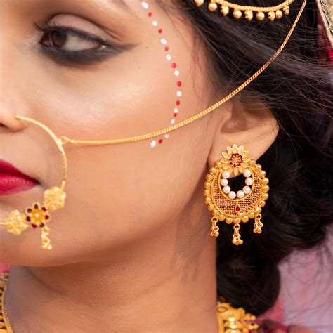 Chandbali White Beaded Sitahar Set