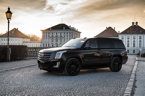4K Ultra HD Cadillac Escalade Black SUV Wallpaper – Luxury and Power Combined