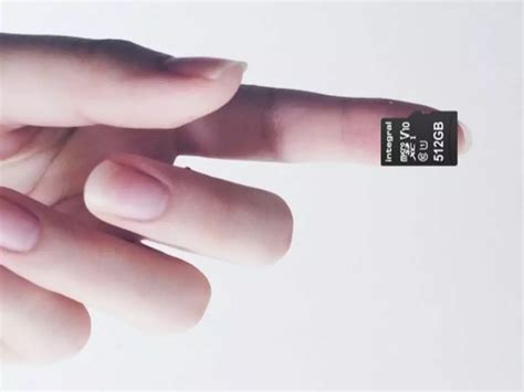 This Is The World's Largest MicroSD Card That Lets You Store 512GB Of ...
