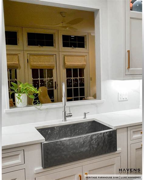 Stainless Steel Hammered Farmhouse Sink