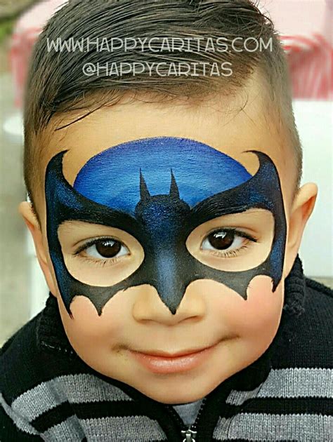 Pin by Paupink on Pintacaras | Superhero face painting, Batman face ...