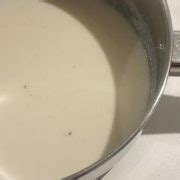 Bešamel umak za lazanje – Recepti