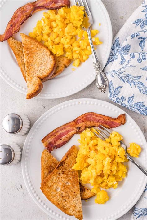 Air Fryer Scrambled Eggs • Pancake Recipes