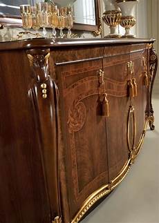 credenze classiche di lusso credenze lussuosa intarsi ed intagli eseguiti credenze classiche di lusso credenze lussuosa intarsi ed intagli eseguiti