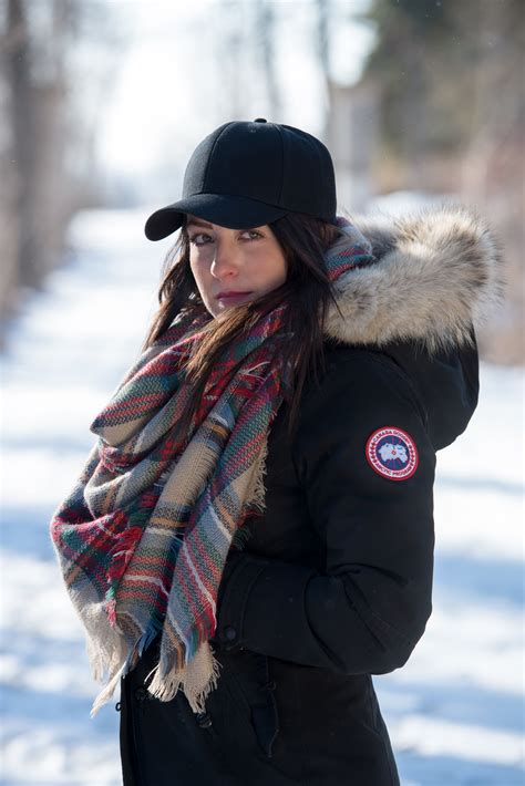 Keep warm for winter Canada goose jacket | Women's puffer coats, Fur ...