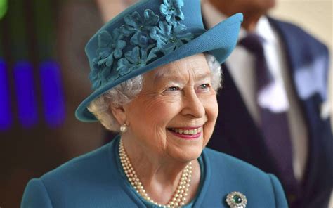 【万物30秒】英国女王是多少个国家的元首？_哔哩哔哩 (゜-゜)つロ 干杯~-bilibili