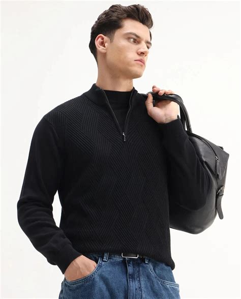 Rare Rabbit Men's Toyder Black Cotton Textured Regular Fit Full Sleeve