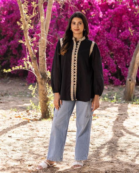 Buy Black Love Lace Top Online in india – Ambraee