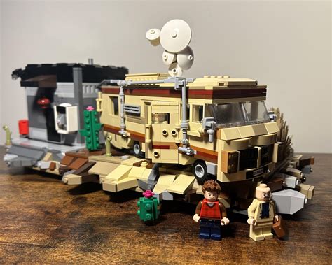 Lego Breaking Bad RV-Lab and underground Lab! : r/lego