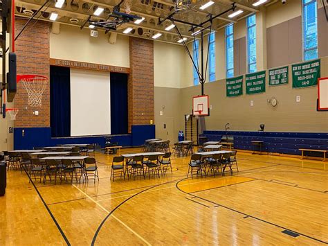 Gym/School 的图像结果