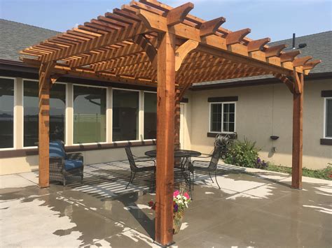 Custom Outdoor Living, Denver | Premium Decks and Pergolas