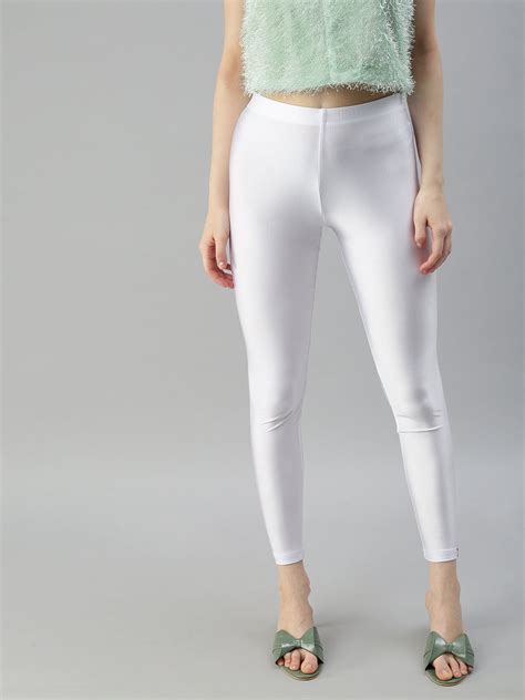 Get the Perfect Look with Prisma's White Shimmer Leggings – Prisma Garments