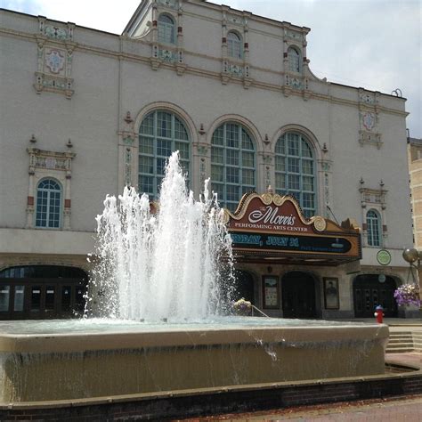 Jon R. Hunt Memorial Plaza, South Bend - Tripadvisor