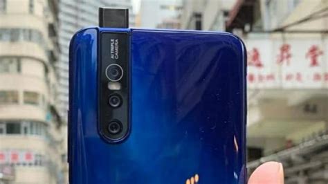 Vivo V15 Pro shown off in hands-on image, Amazon India confirms 48MP camera