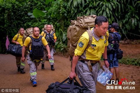 泰国少年足球队13人洞穴失联 中国救援队抵达现场参与搜救