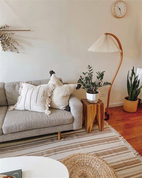 Caprani Floor Lamp – Vakkerlight