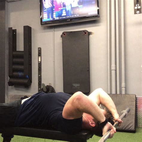 Skull Crushers Exercise Guide: How To, Form, and Tips - BarBend