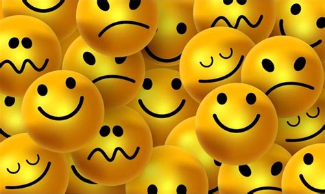 Yellow smiley face Images - Free Download on Freepik