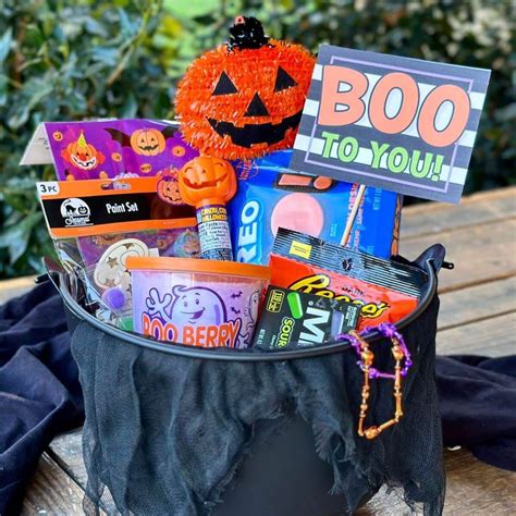Boo Basket Ideas and Free Printable Gift Tags - The Savvy Sparrow