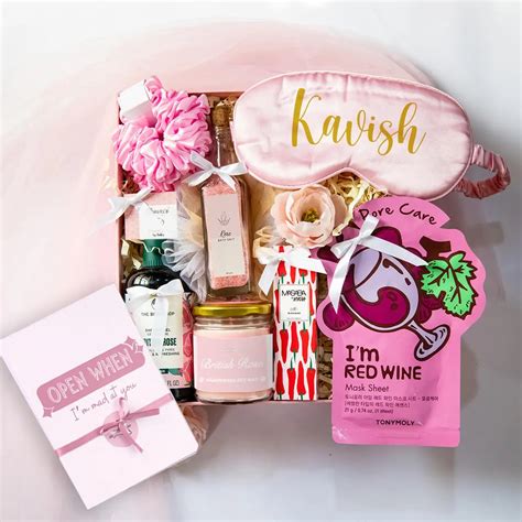 Pretty Pink Valentine Gift Box For Her – Gifts By Rashi