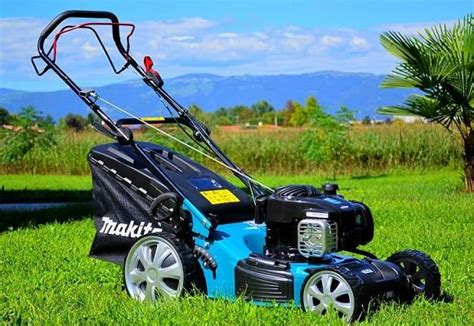 Rasaerba, Rasaerba a Scoppio, Rasaerba Makita, Makita  