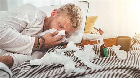 10 Signs You’re Too Sick to Go to Work - GoodRx