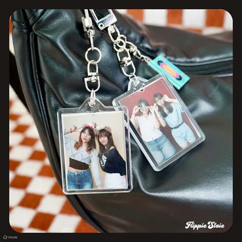 Hand-flip photo album making experience - Klook India