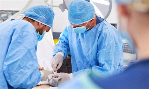 Doctors in Lucknow Remove Rare Giant Gallbladder from 35-Year-Old Woman