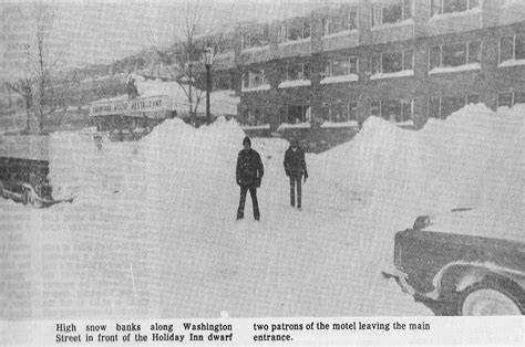 Blizzard of 1977 - Washington Street - memoryln.net