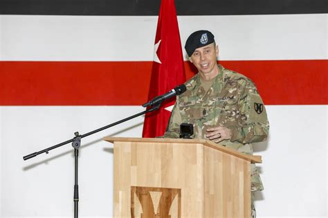 Carr thanks 'Team 21' in change of responsibility | Article | The ...