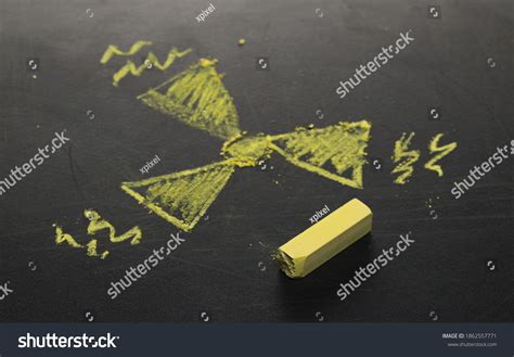 Science Radioactive Sign 的图像结果