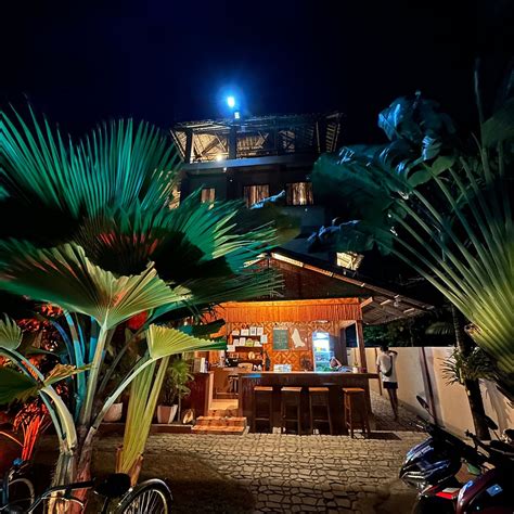 ANAHAW SEASIDE INN (Bantayan Island/Santa Fe) - B&B Reviews, Photos ...