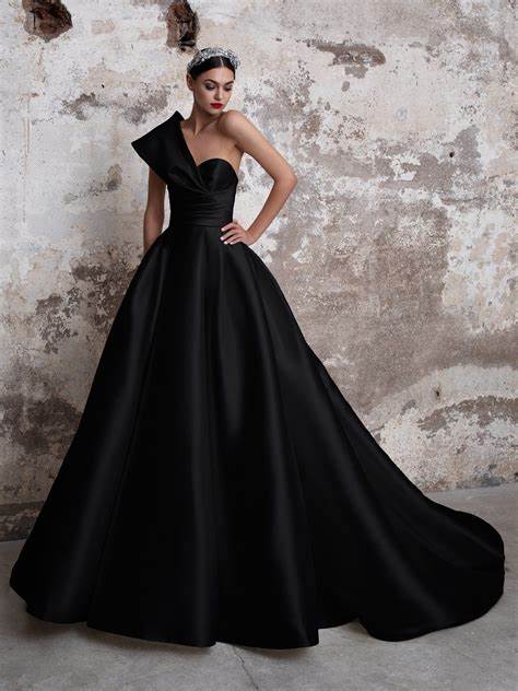 Aesthetic Black Wedding Dresses