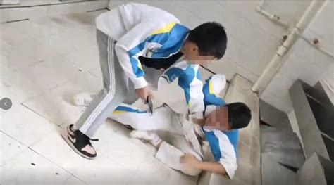 山东聊城某技校学生互殴_腾讯视频