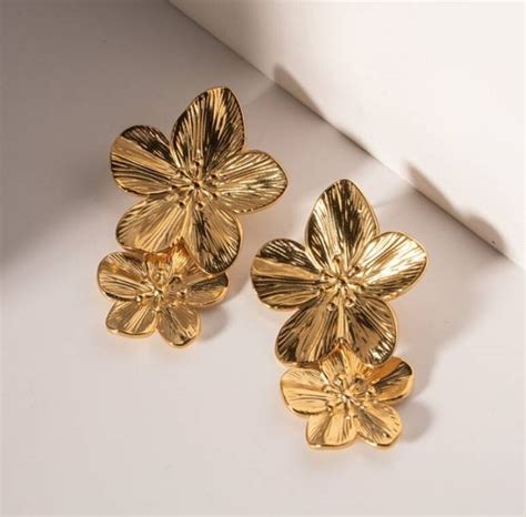 Long Earrings - Buy Long Earrings Design online at Best Prices in India ...