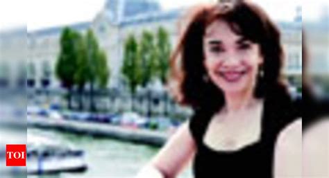 Art of seduction - Times of India