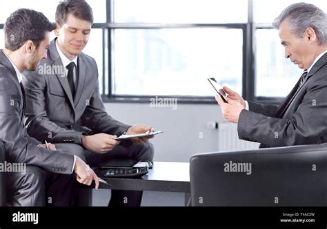 Copy Machine Sitting 的图像结果