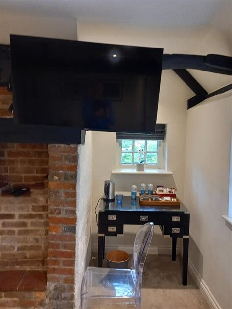 THE SWAN AT FOREST ROW - Hotel Reviews, Photos, Rate Comparison ...