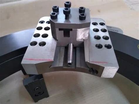 Cold Pipe Cutting And Beveling Machine - Euphagus 16 Portable pipe ...