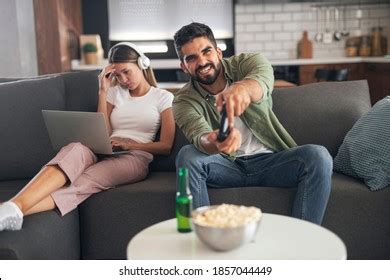 Tech Enthusiast 的图像结果